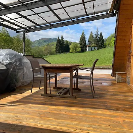 Chalé Cosy Avec Vue Degagee Pouzac